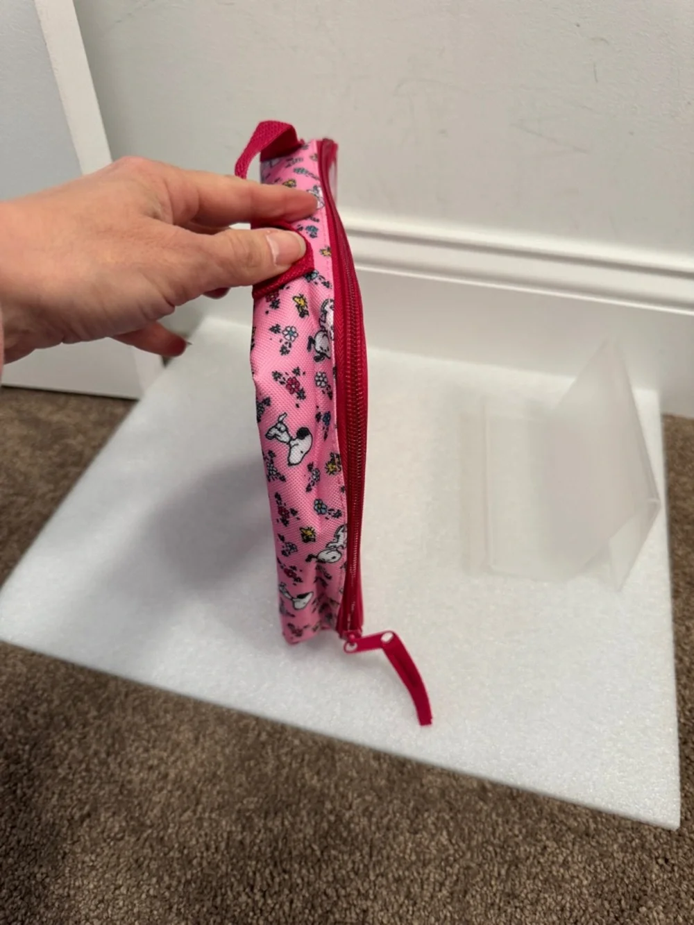 Snoopy Peanuts tie dye flowers insulated lunch bag - Picture 3 of 5